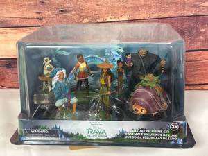 Brand New Disney Raya the Last Dragon Figurine Set