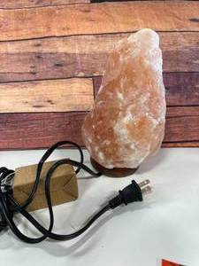 Brand New Himalayan Lighted Salt Lamp 9 Inch Tall