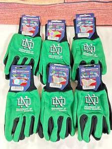 6 Pair UND Childrens Gloves