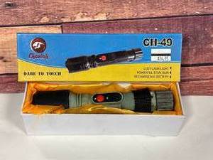 Cheetah LED Flashlight Stun Gun