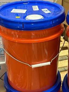 New 5 Gallon Name Brand Liquid Laundry Detergent $125 Retail