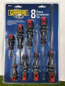 Brand New Gearhead 8 Piece Screwdriver Set