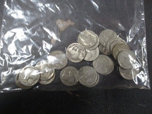 Lot of (24) 1936-P Buffalo Nickels