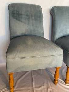 lot 100 image: 2 Blue Upholstered with Wooden Legs