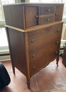 lot 23 image: Vintage Dresser on Casters