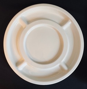lot 190 image: Wonderful White Serving Pieces