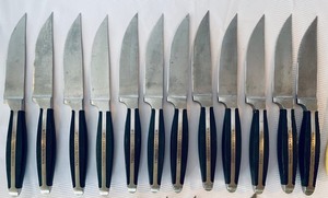 lot 193 image: Knives Knives Knives