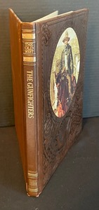 lot 203 image: Vintage The Gunfighters Book