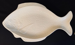 lot 212 image: Fantastic Fish Platters