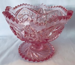 lot 226 image: Stunning Colored Glass Decor