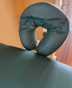 lot 21A image: Oakworks Aurora Massage Table