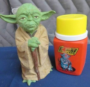 COLLECTABLE EMPIRE STRIKES BACK