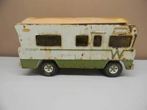 lot 11 image: Vintage 70s Tonka Winnebago - Awesome Collectible - SEE PICTURES