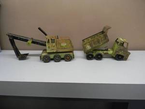 lot 19 image: Vintage Mighty Tonka Dump Truck and Tonka Back Hoe set -  Great Collectible - See Pictures