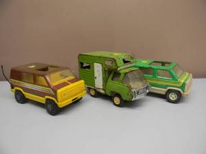 lot 37 image: Vintage - set of 3 - Tonka Camper and Vans - Great Collectible - See Pictures