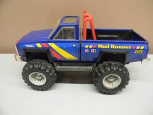 lot 42 image: Vintage - Tonka Mud Runner 4x4 - Great Collectible - See Pictures