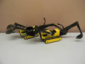 lot 50 image: Vintage - set of 2 - Tonka Backhoe Excavator - Great Collectible - See Pictures