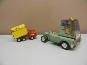 lot 72 image: Vintage - set of 2-  Tonka Construction Trucks - Collectible - See Pictures
