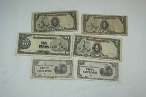 lot 24 image: foreign currency