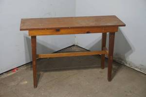 lot 39 image: side table