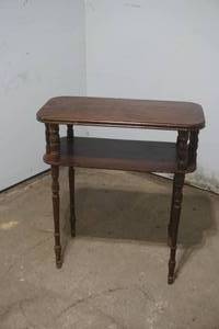 lot 40 image: vintage side table