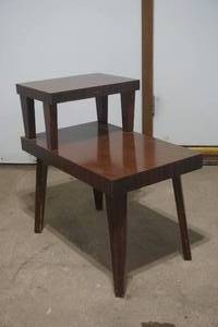 lot 41 image: end table