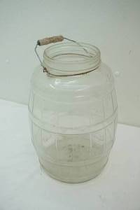 lot 82 image: vintage pickle jar