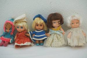 lot 94 image: vintage Barbie babies