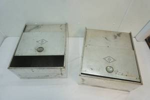 lot 133 image: vintage drawer flour sugar bins