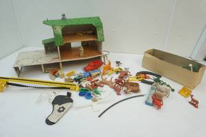 lot 137 image: vintage happy time barn