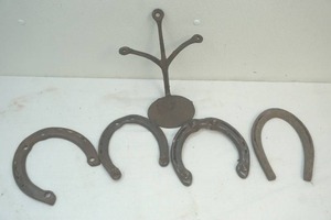 lot 228 image: horse shoes