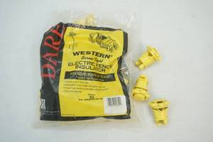 lot 236 image: electric fencing insulators