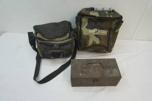lot 246 image: insulated bags, metal storage box