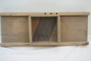 lot 252 image: kraut cutter