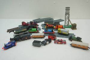 lot 267 image: Thomas the train