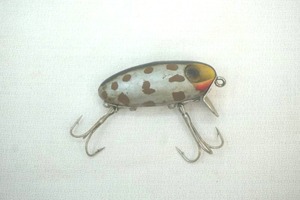 lot 332 image: vintage south bend spin Oreno white coachdog