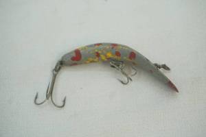 lot 336 image: Yakima baitflat fish