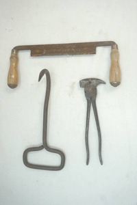 lot 360 image: bale hook, fencing pliers