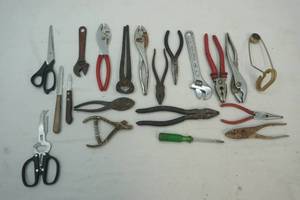 lot 368 image: tools