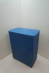 lot 373 image: hamper