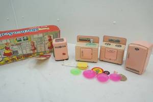 lot 401 image: vintage fancy kitchen set