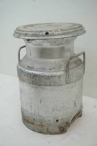lot 409 image: milk can