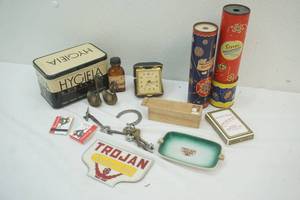 lot 144 image: vintage kaleidoscopes
