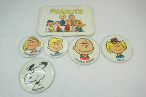 lot 161 image: peanuts play dishes