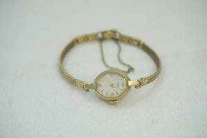 lot 185 image: Gruen watch