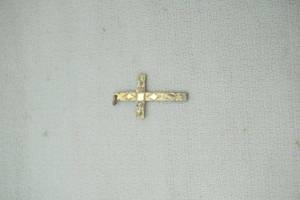 lot 187 image: cross
