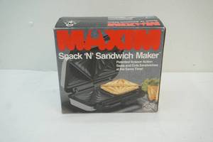 lot 208 image: maxim sandwich maker