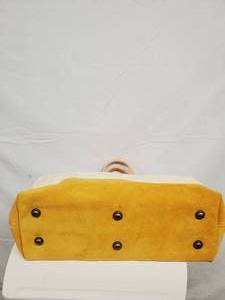 lot 81 image: NEW CLC Tool Works Reinforced Masons Canvas Tool Bag -&nbspheavy-duty cotton canvas with leather handles and straps and&nbspfeaturing a suede leather bottom for extra strength and durability.