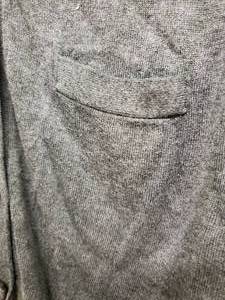 lot 95 image: Banana Republic Mens Grey V-Neck Cardigan Sweater Large