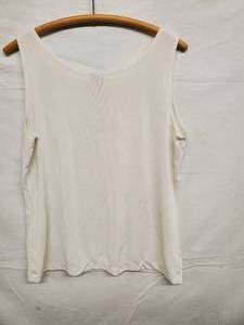 lot 107 image: Easywear By Chicos Womens Tank Top Size 2